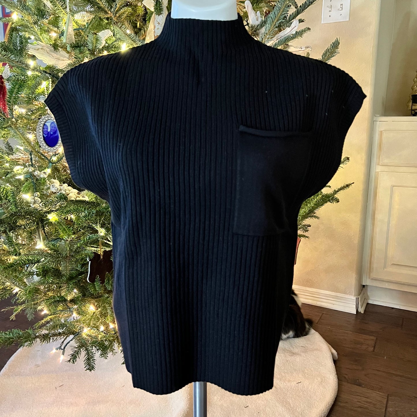 Black Short Sleeve Turtleneck Sweater